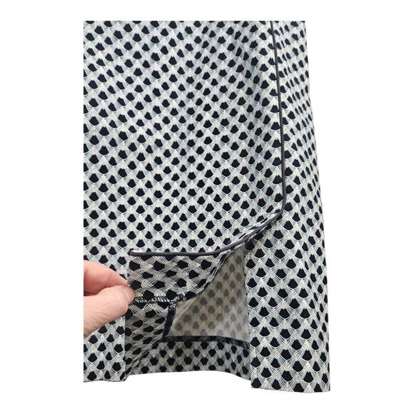 NWT Margaret M Selma Slimming Pencil Skirt Size M Pull On Stretch Front Slit Geo - Picture 3 of 7